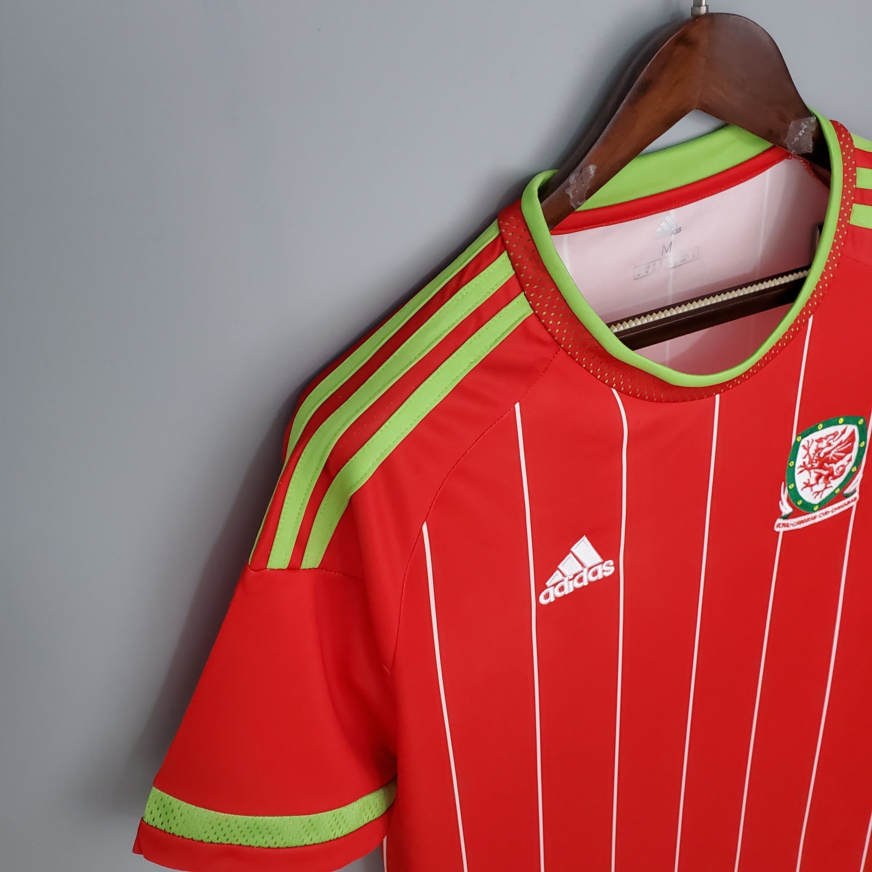 PAÍS DE GALES I 2015 HOMBRE (RETRO) - Vitrine Futebolística