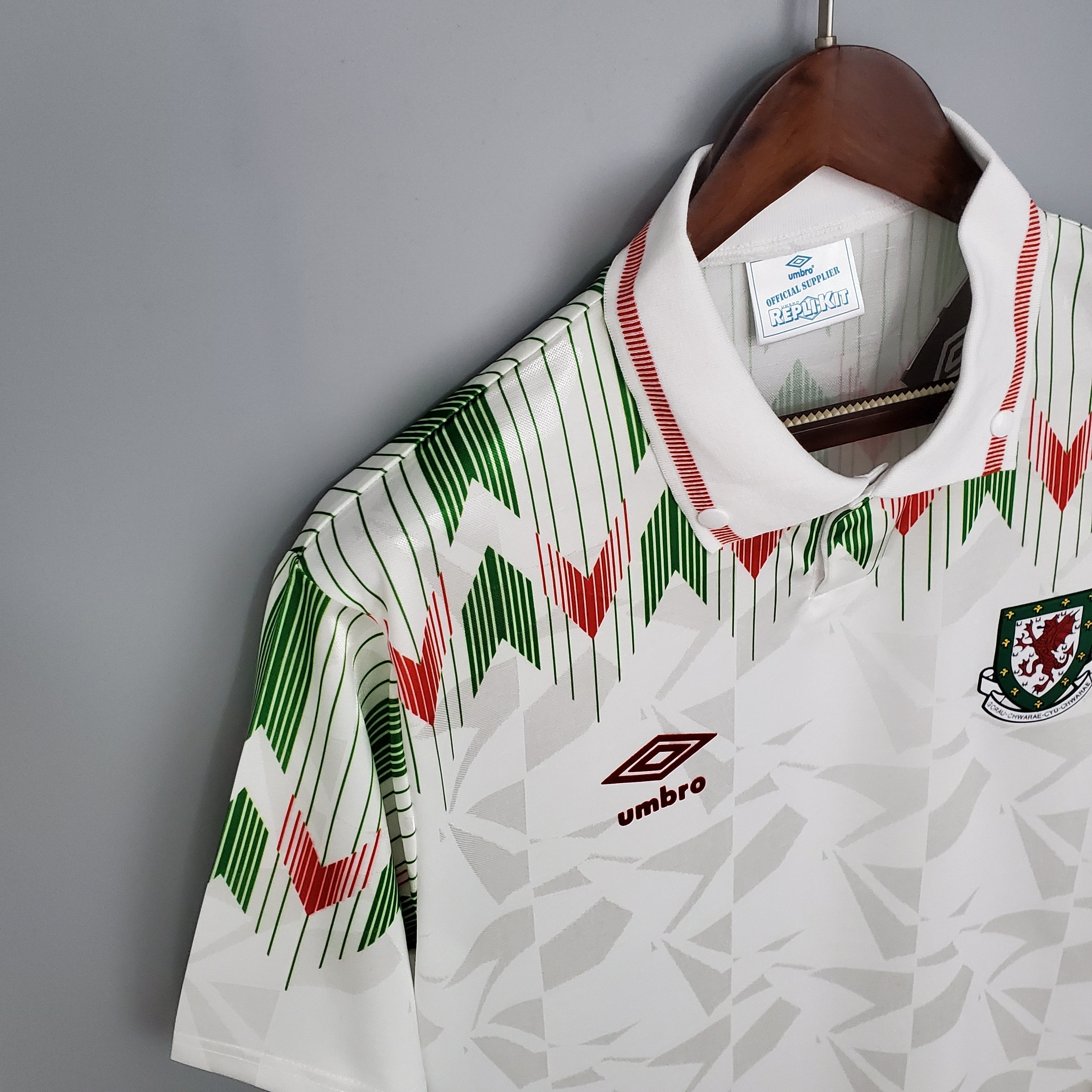 PAÍS DE GALES I 90/92 HOMBRE (RETRO) - Vitrine Futebolística