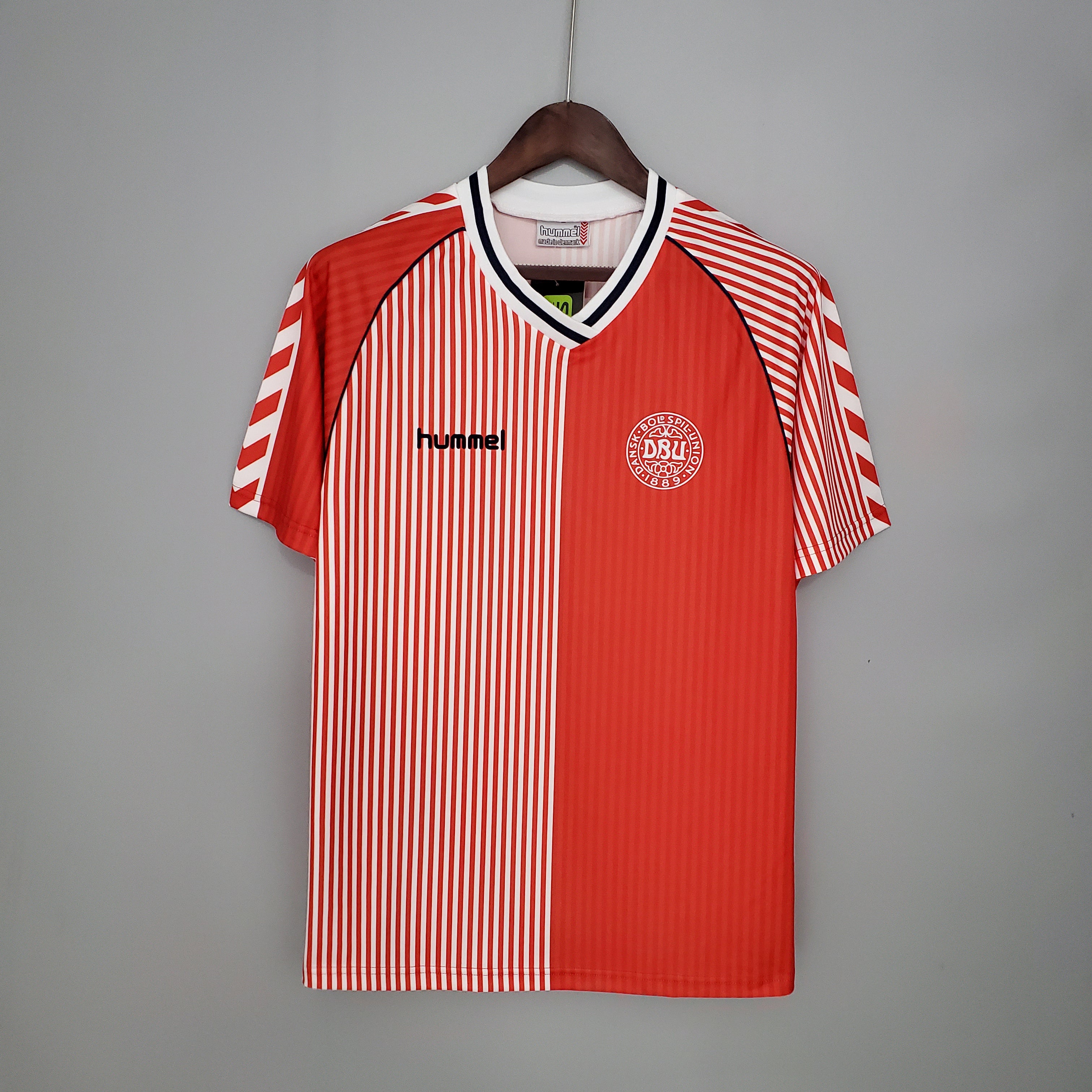 DINAMARCA I 86/87 HOMBRE (RETRO) - Vitrine Futebolística