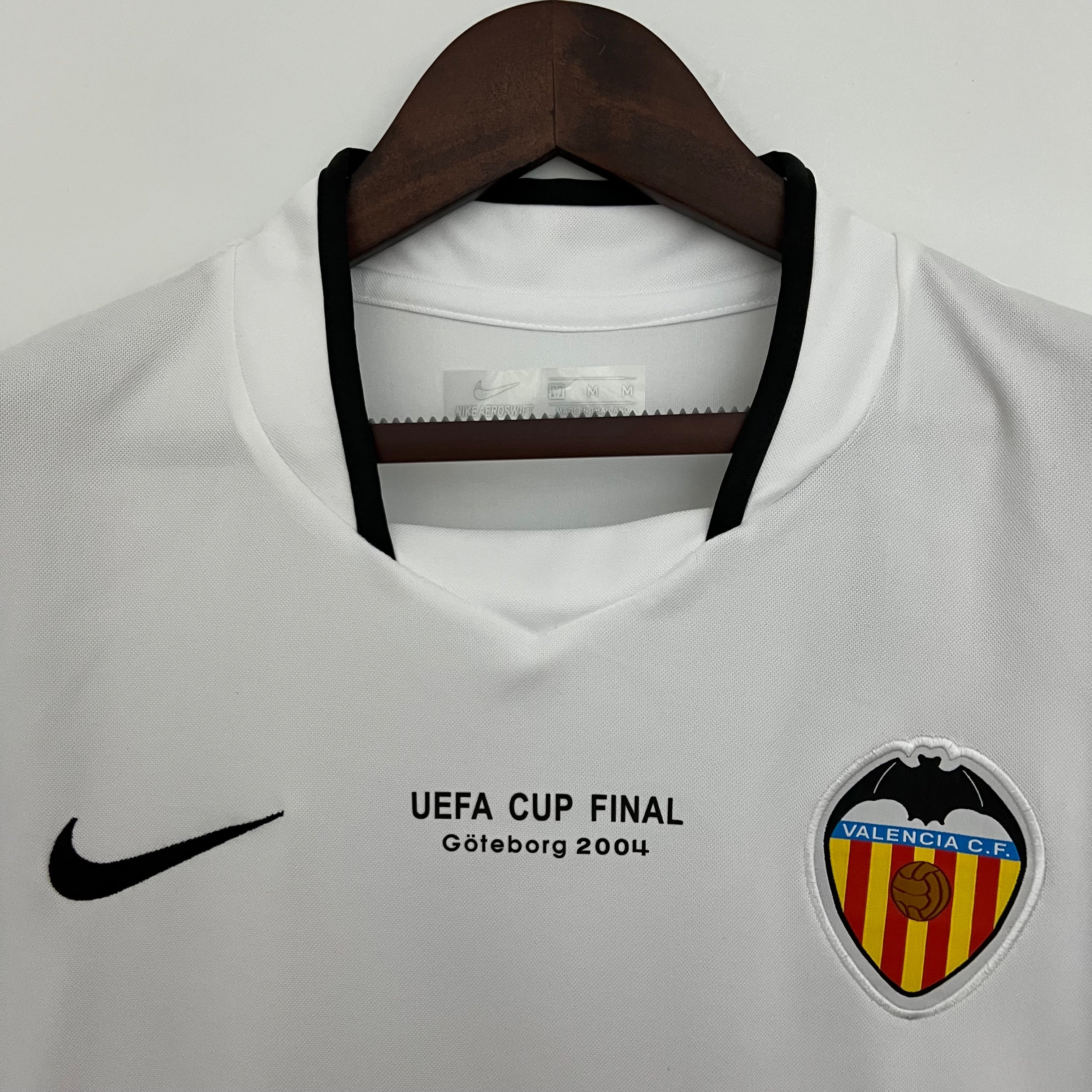 VALENCIA I 03/04 HOMBRE (RETRO) - Vitrine Futebolística